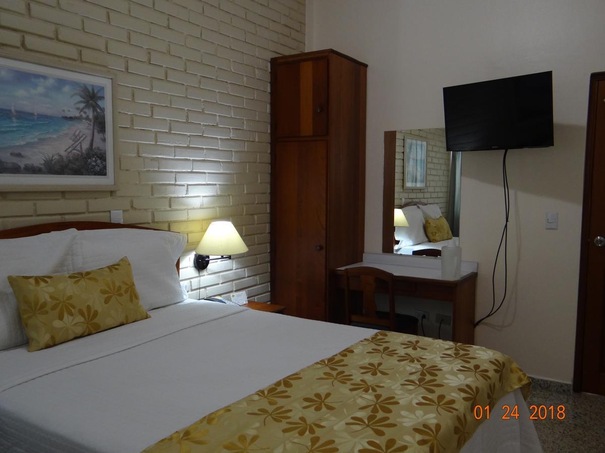 Hotel Mac Arthur Tegucigalpa Room photo